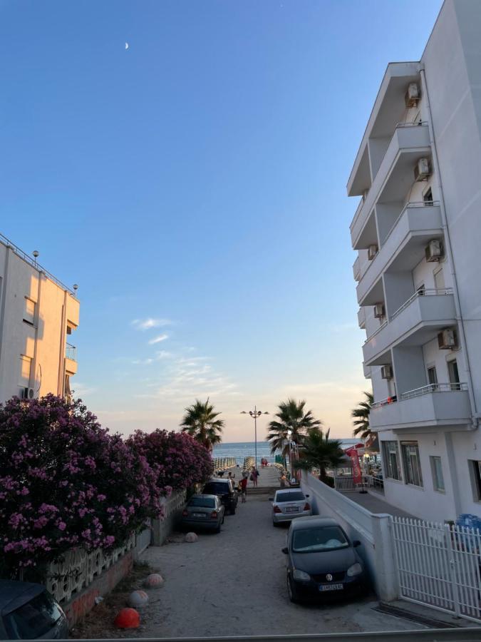 Flors Apartments Durres Exterior photo
