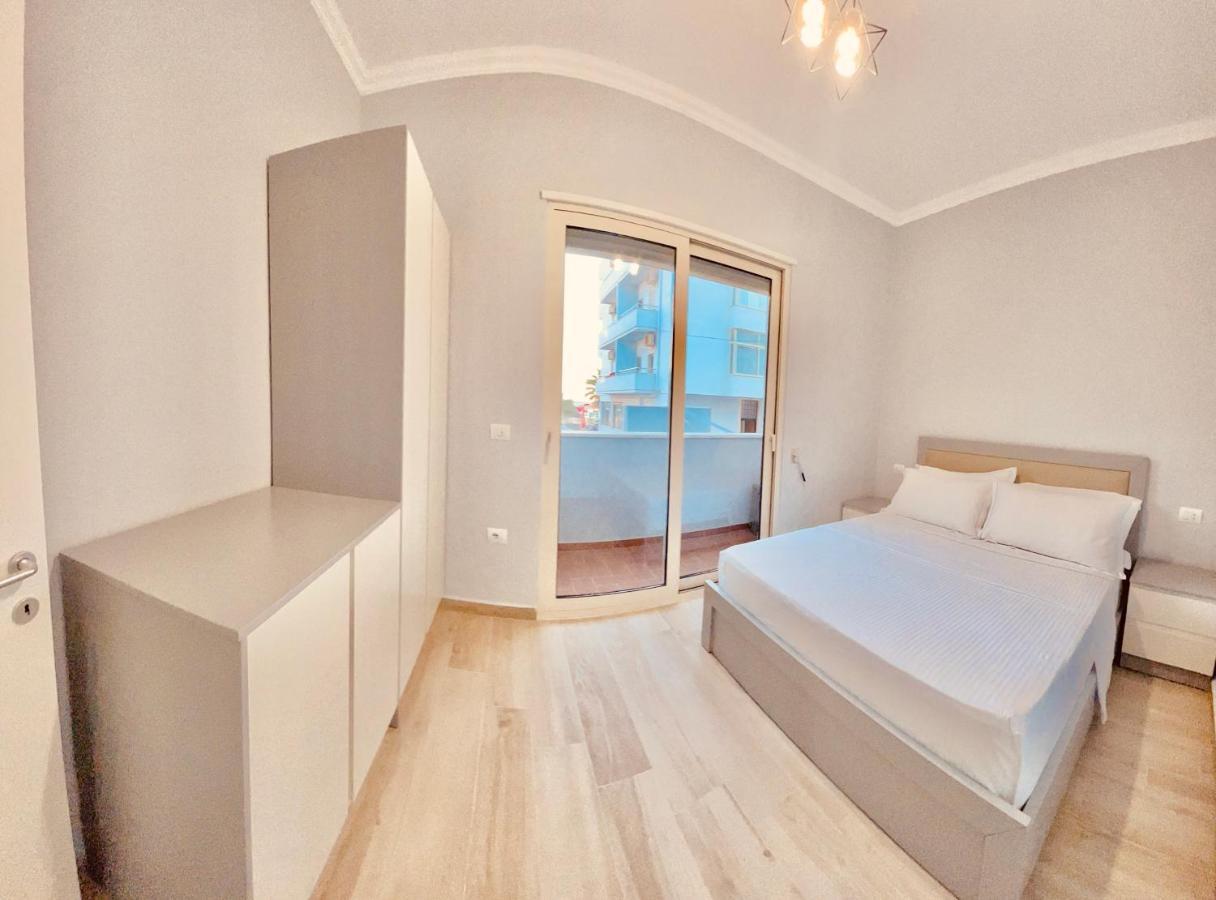 Flors Apartments Durres Exterior photo