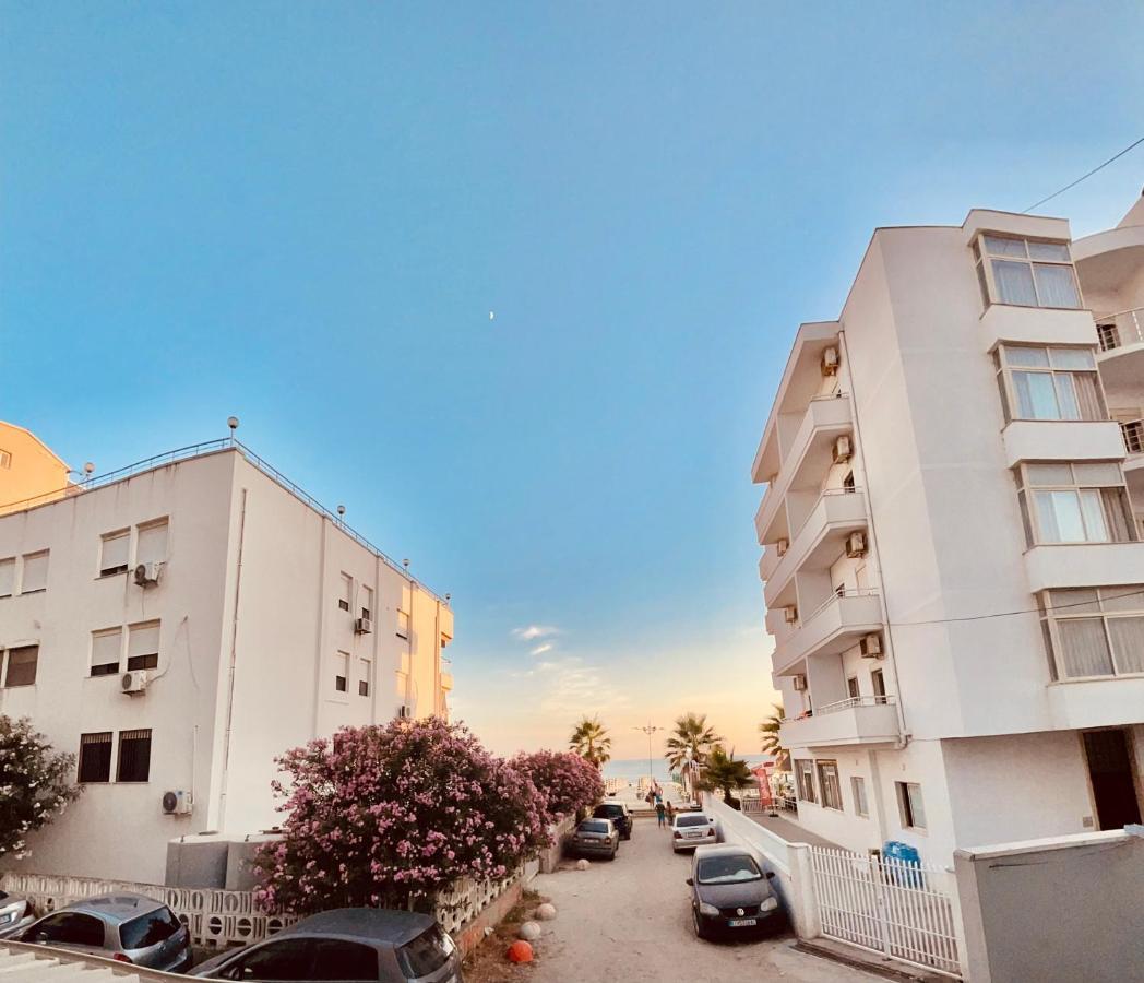 Flors Apartments Durres Exterior photo